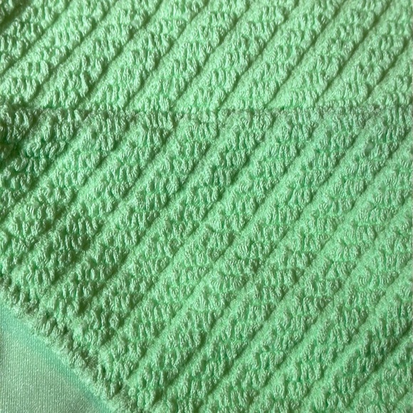 Lime Green swimsuit set with bag. - Picture 4 of 11